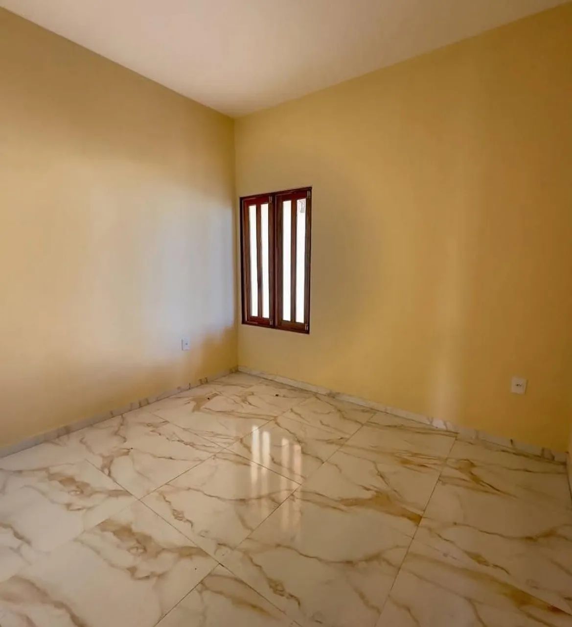 Vendo com urgência casa no guamá- SF  - Foto 5