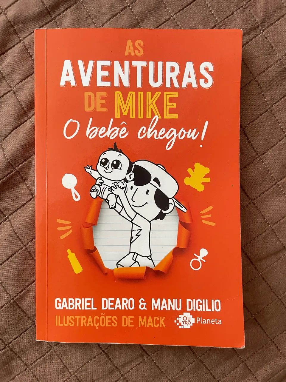 Livro as aventuras de mike 