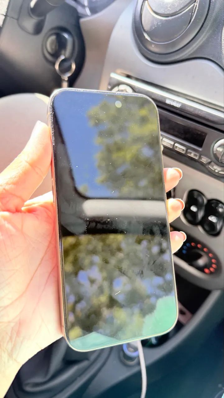 iPhone 16 pro  - Foto 2