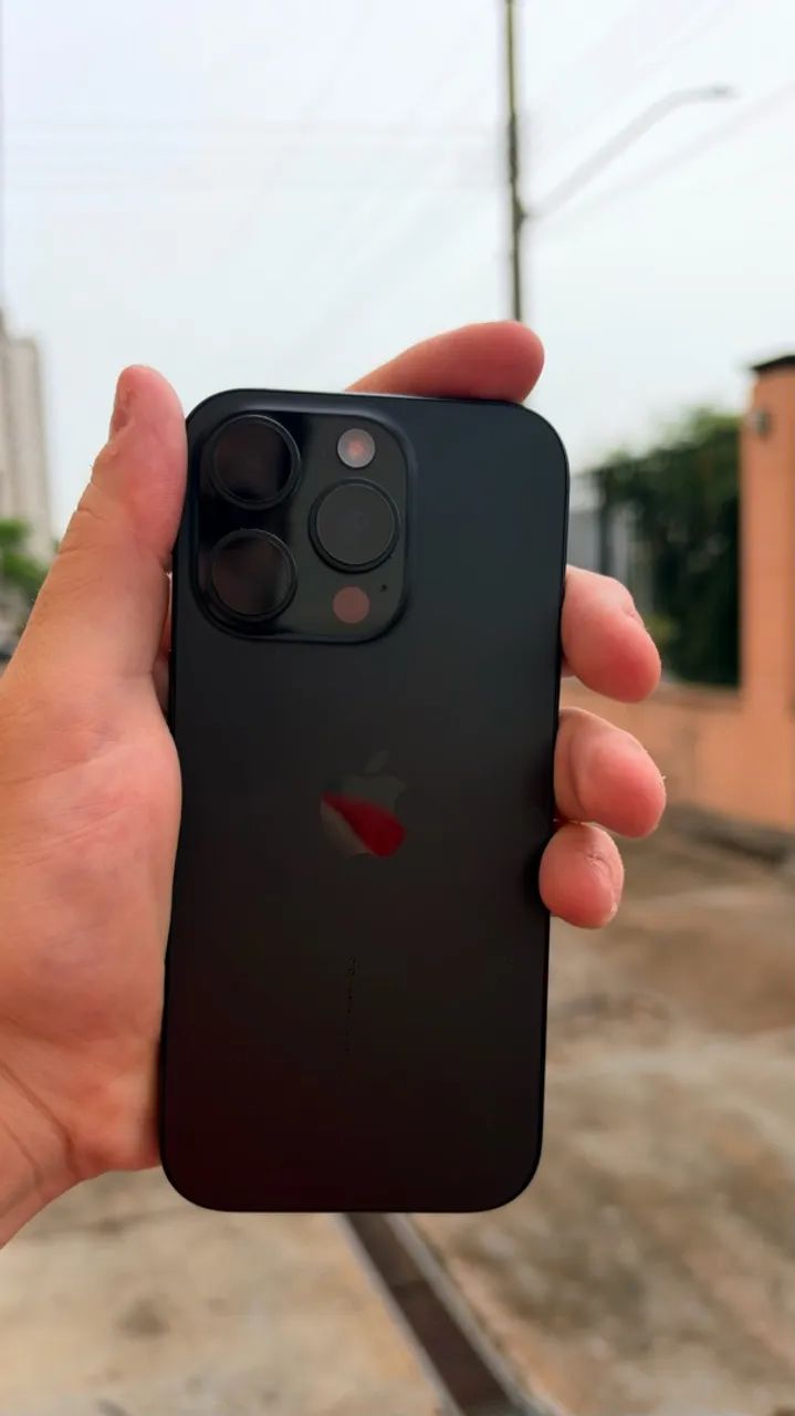 Iphone 16 Pro (Black)