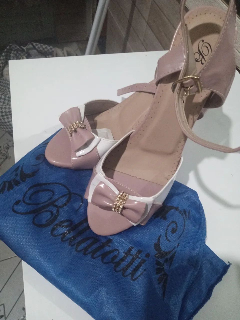 Sandália 36 Bellatotti