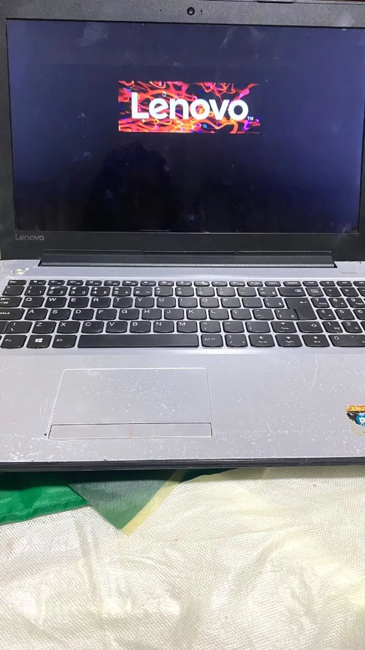 Notebook Lenovo  - Foto 2