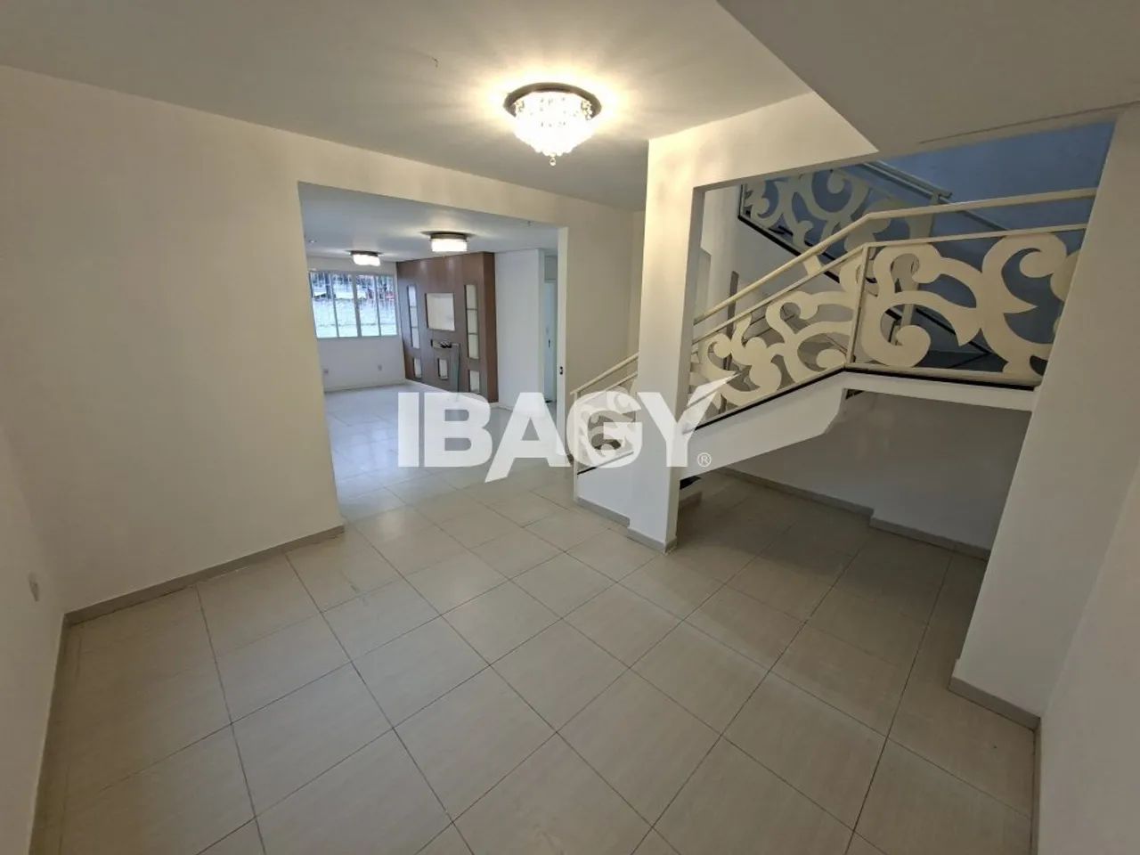 Excelente Casa 4 dormitório(s) em Ponte do Imaruim - Palhoça - Foto 2
