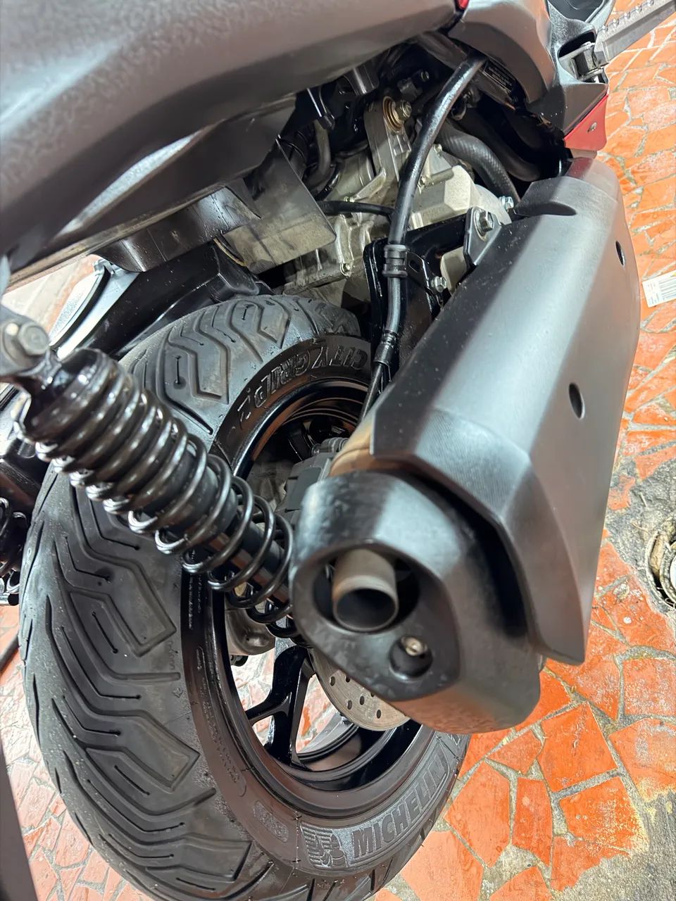 X-MAX 250 - Foto 2