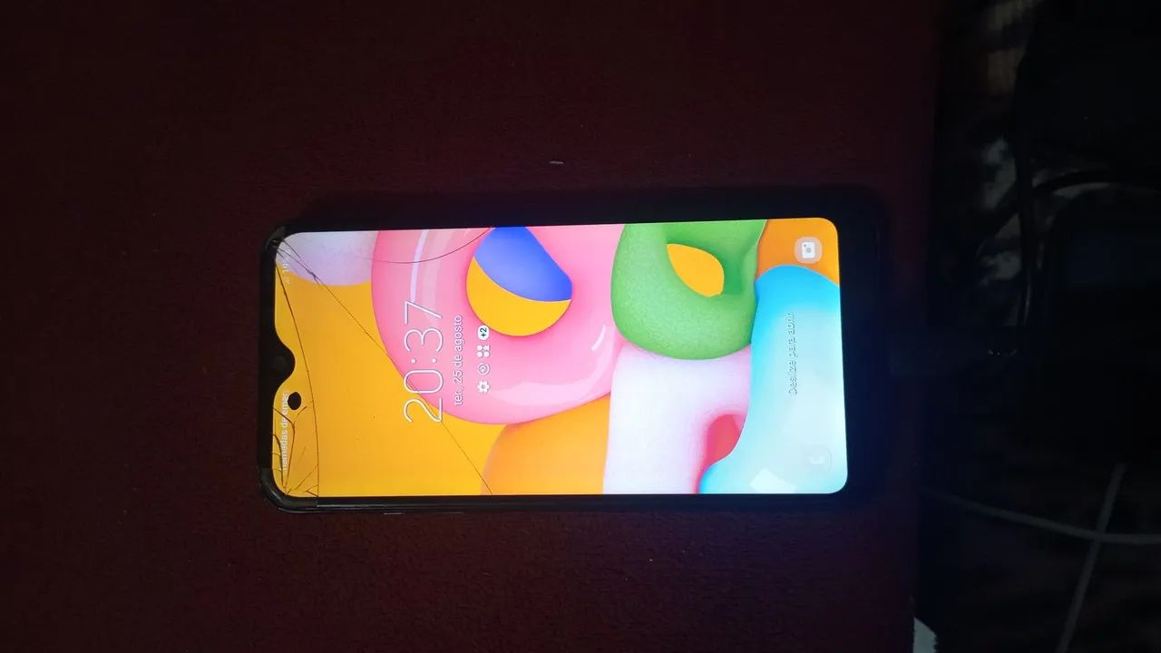 Vendo 100$ celular A 01 funcionando tudo perfeitamente 