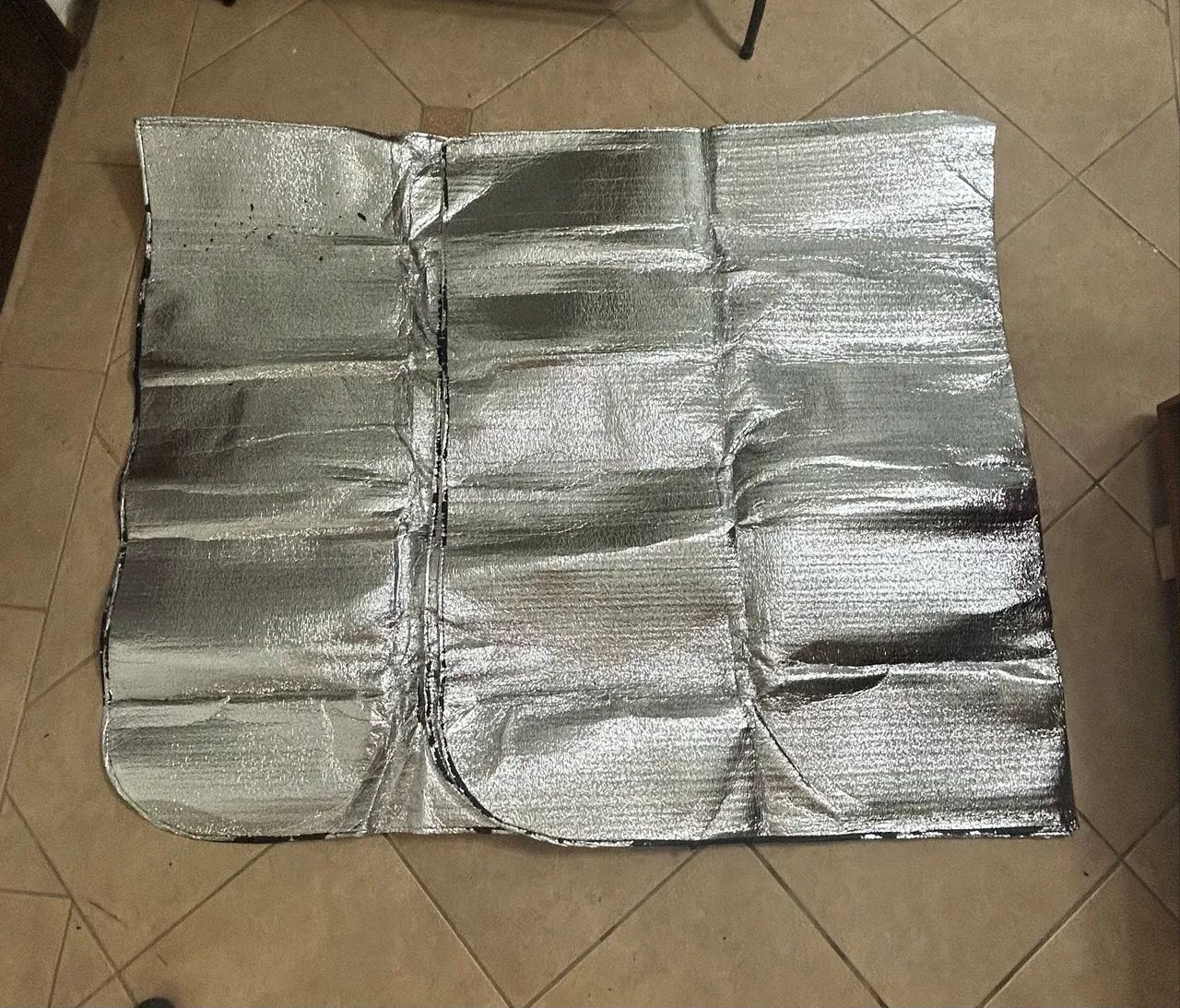Manta Térmica para Camping - nova Impermeável e Isolante - Foto 3