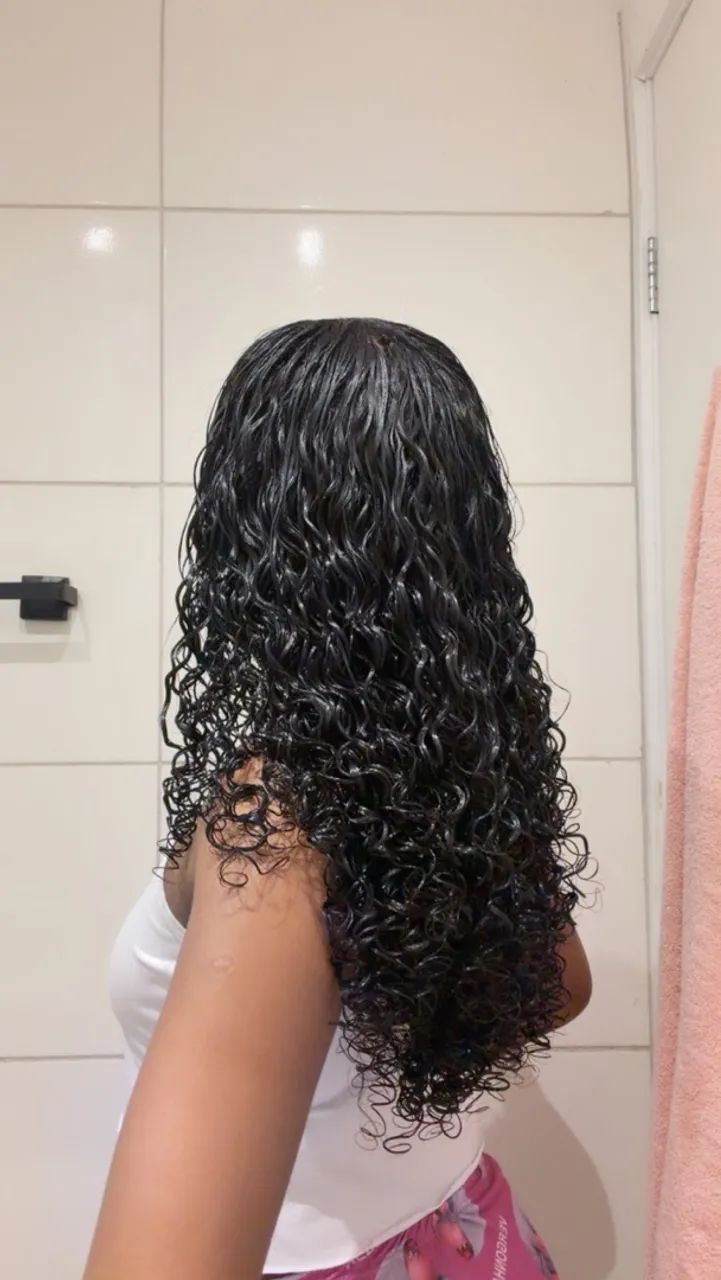 Cabelo humana cacheado