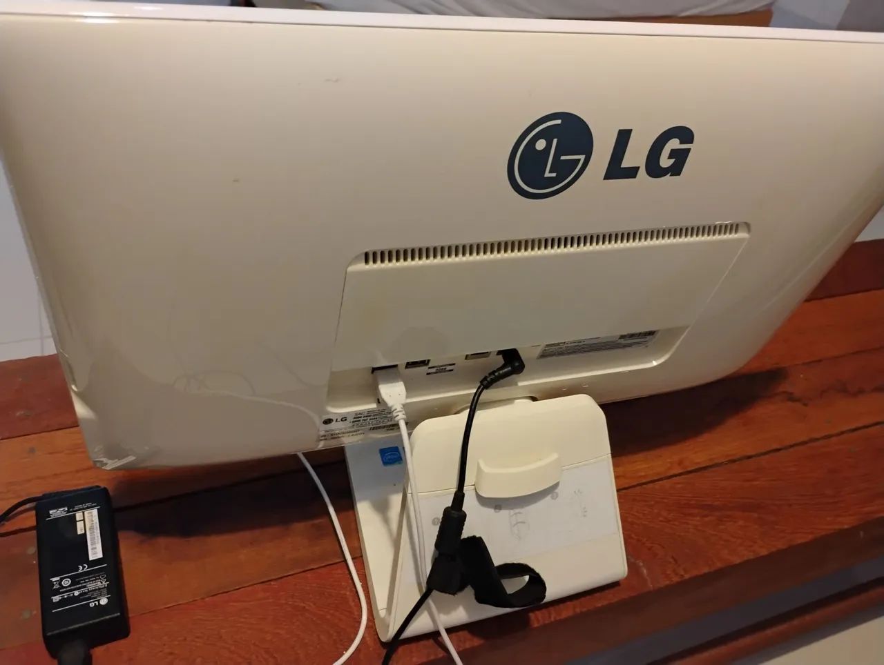 Computador LG All in One 22V240-LBJ31P1 - Foto 5