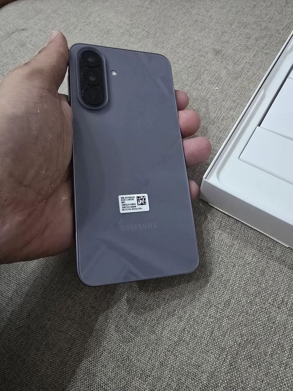 Samsung A57 256GB - Foto 2