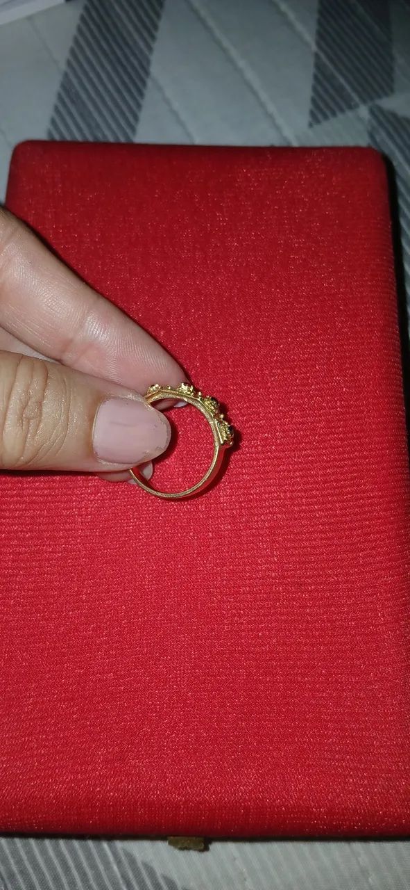 Anel de Ouro com pedras  - Foto 2