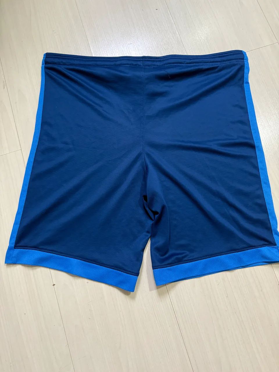 Shorts nike dry-fit academy azul 