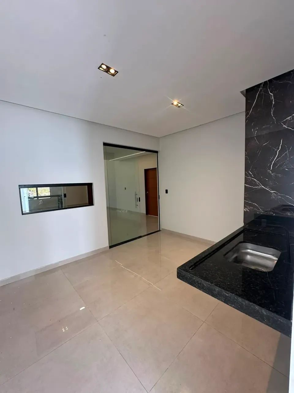 Alugo casa em condominio - Foto 4