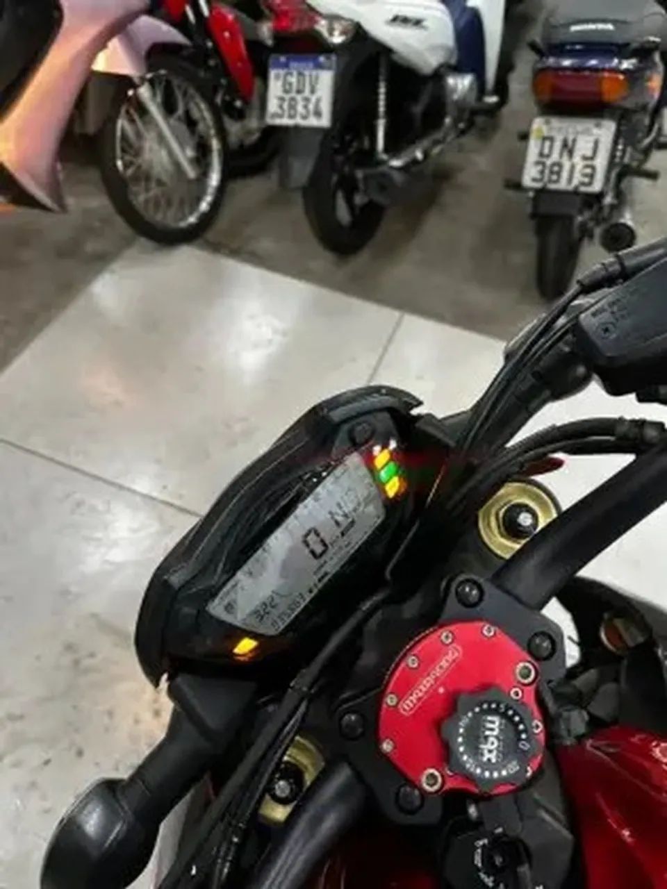 SUZUKI GSX S1000 ABS - Foto 4