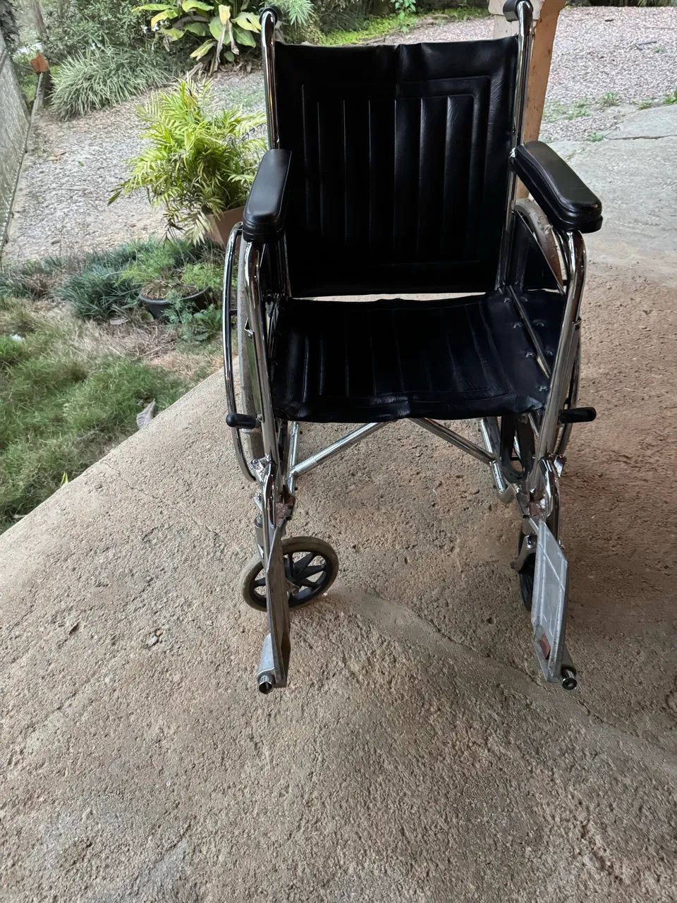 Cadeira de Rodas - Foto 2