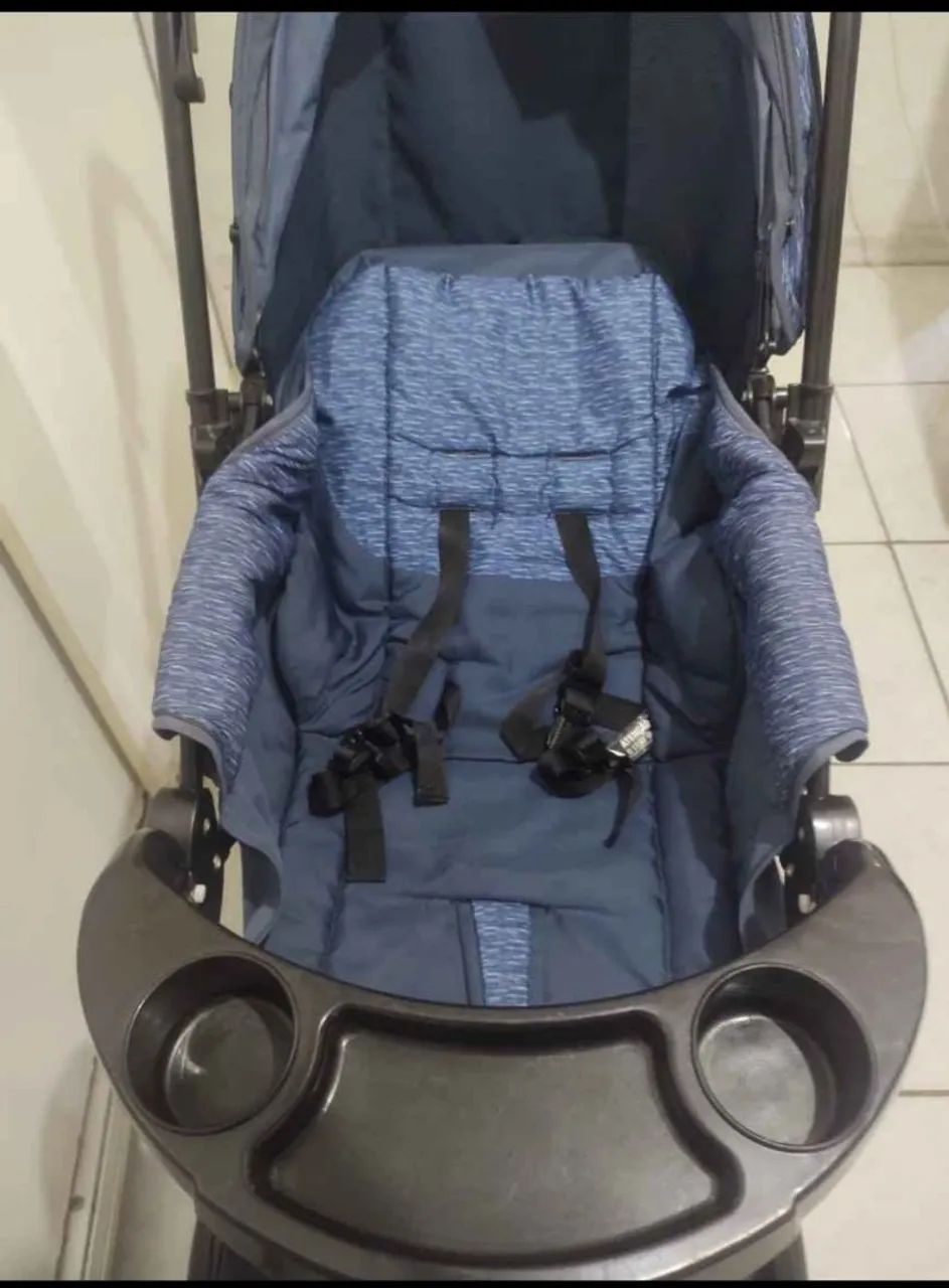 carinho de bebê seminovo