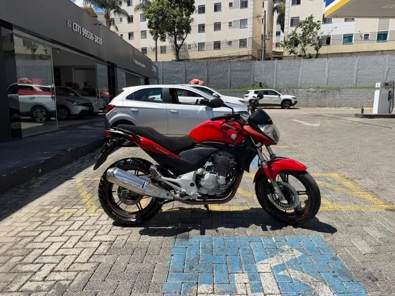 HONDA CB 300R 2012 - Foto 4