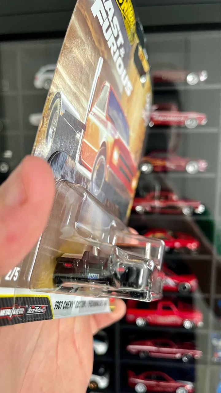 Hot Wheels Premium - Chevy C10 Custom Velozes e Furiosos - Foto 5