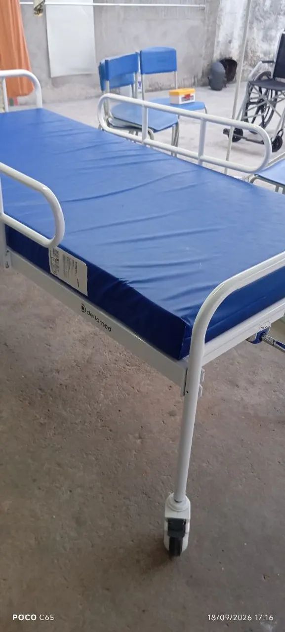 Cama hospitalar com colchão  - Foto 5