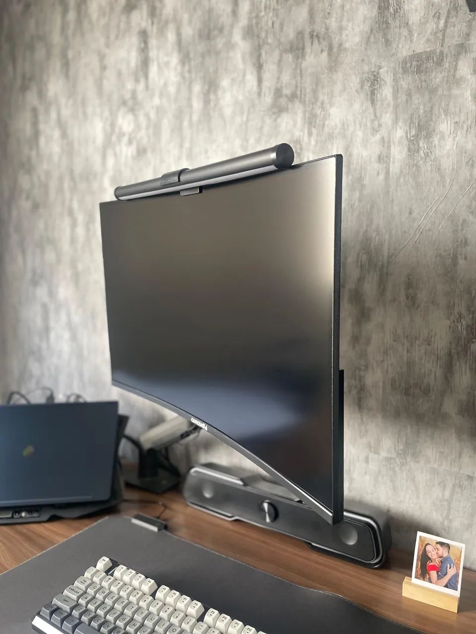 Monitor gamer 27 curvo  - Foto 4
