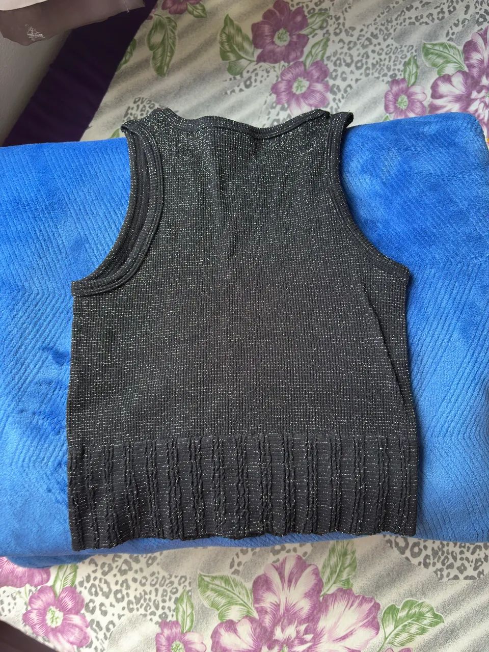 Vendo blusas variadas 
