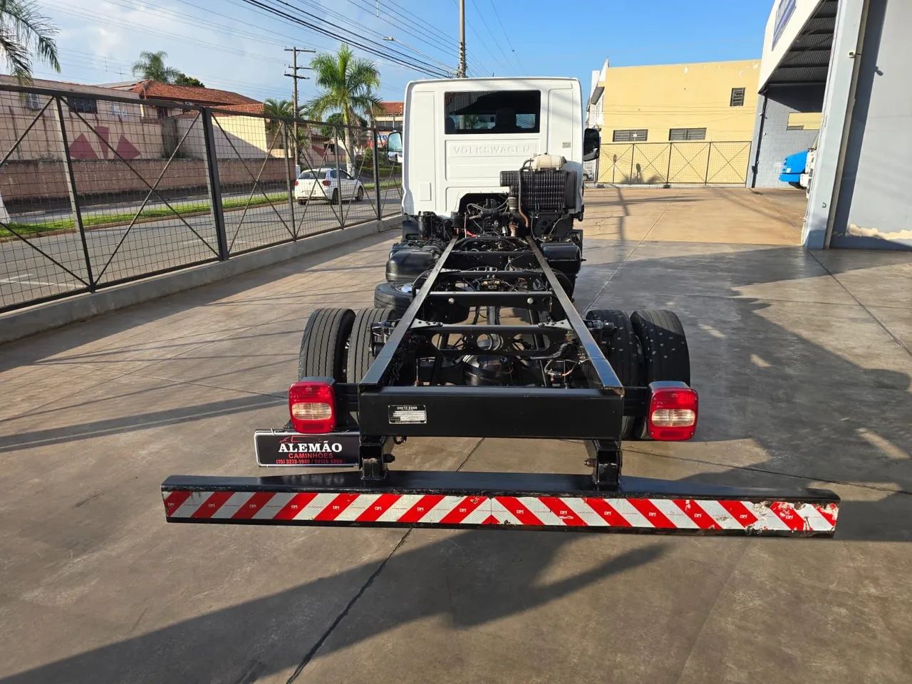 Volkswagen VW 11180 Ano 2022 caminhão 3/4 ALEMÃO CAMINHÕES ITAPETININGA  - Foto 11