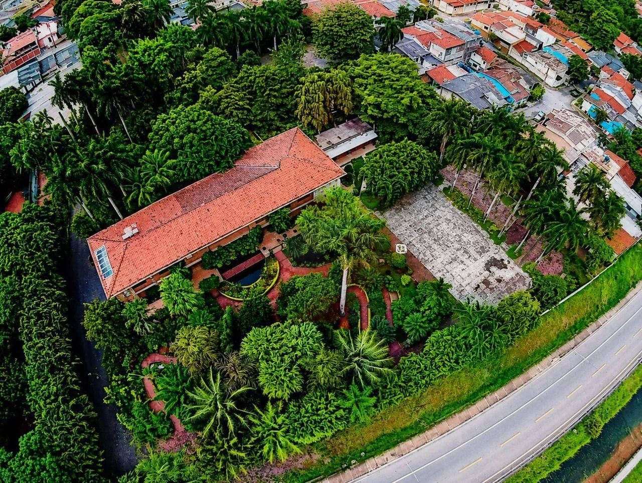 Casa com 6 quartos para alugar, 840 m² - Setor Coimbra - Goiânia/GO - Foto 2