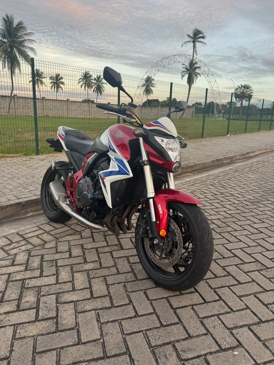 Kawasaki Zx-6r 636cc 2021 - 1504833439 | OLX