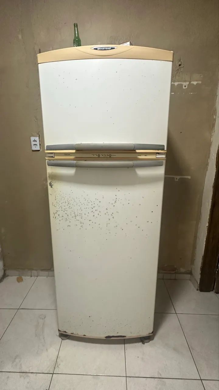 Geladeira Brastemp 440 litros usada  - Foto 3