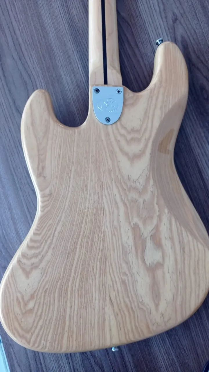 Baixo SX com Caps Fender - Foto 2
