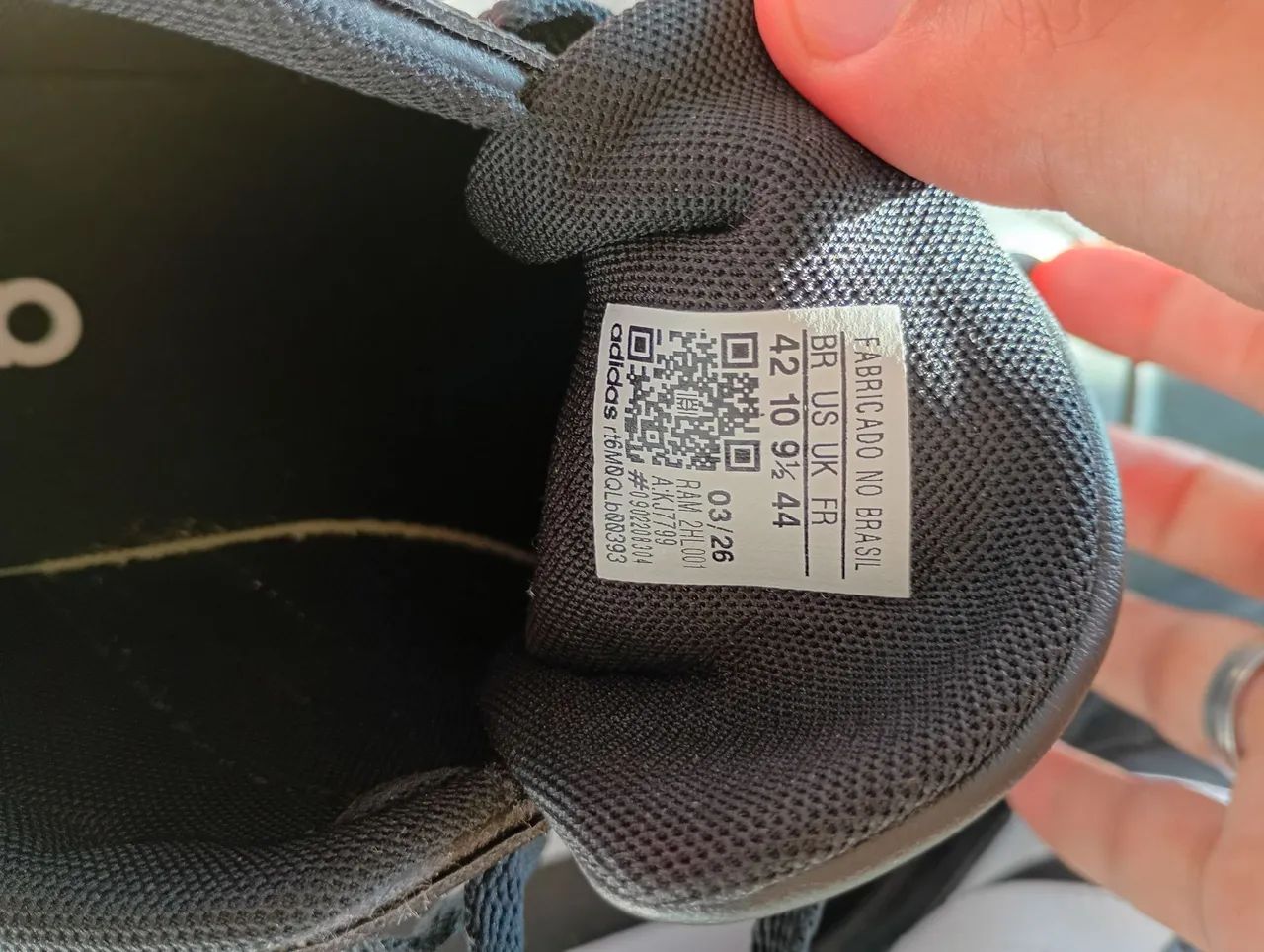 Tênis Adidas 42  - Foto 3
