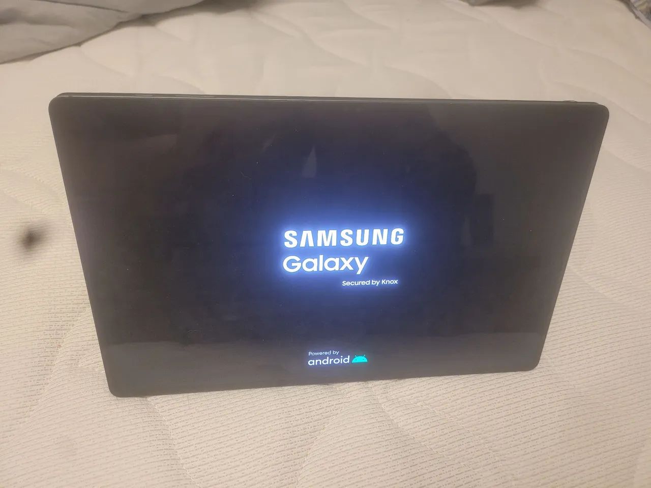 Galaxy Tab s9 Ultra 512GB com teclado e capa protetora