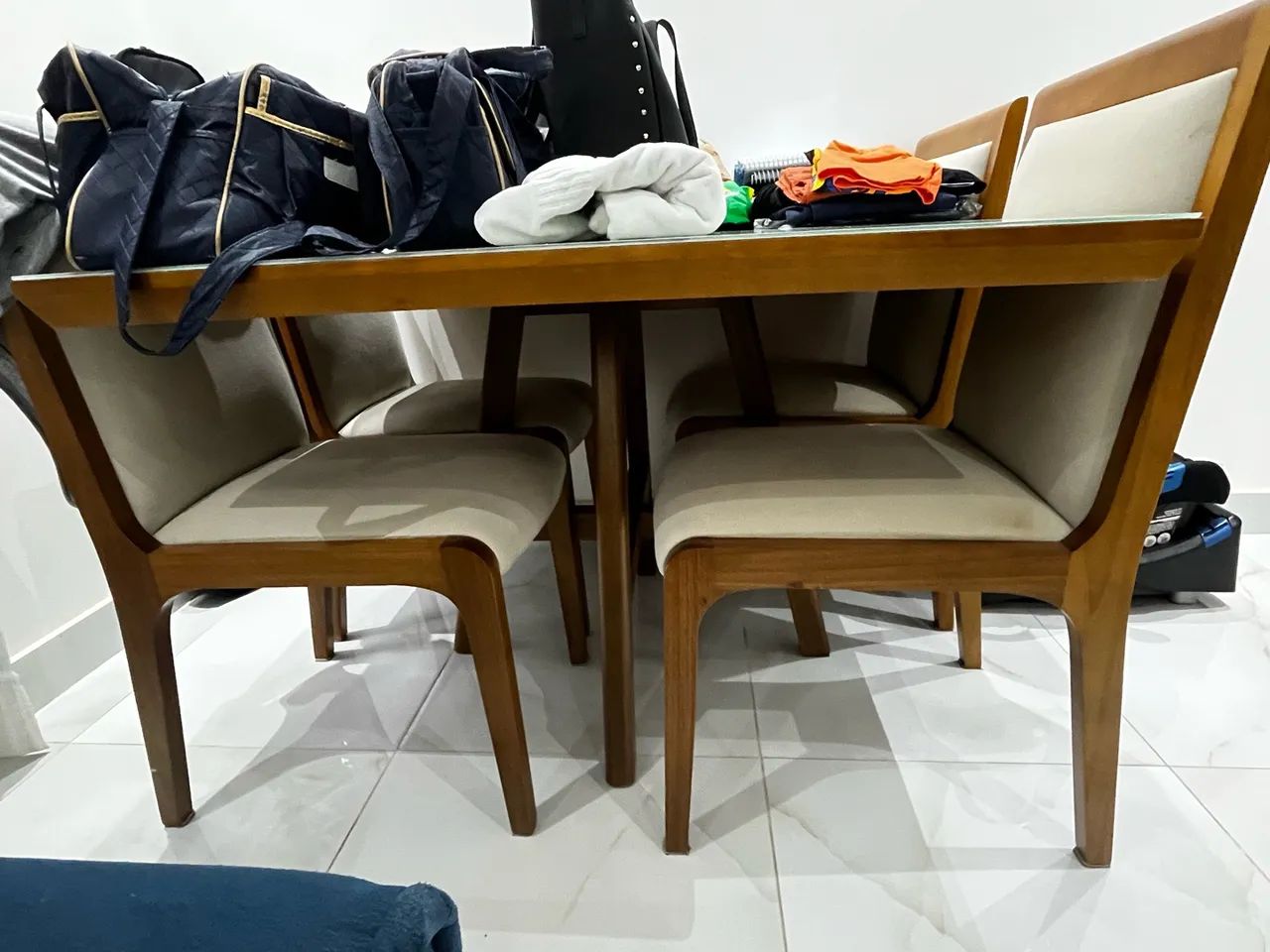 Mesa 120x120, com 4 cadeiras - Foto 5
