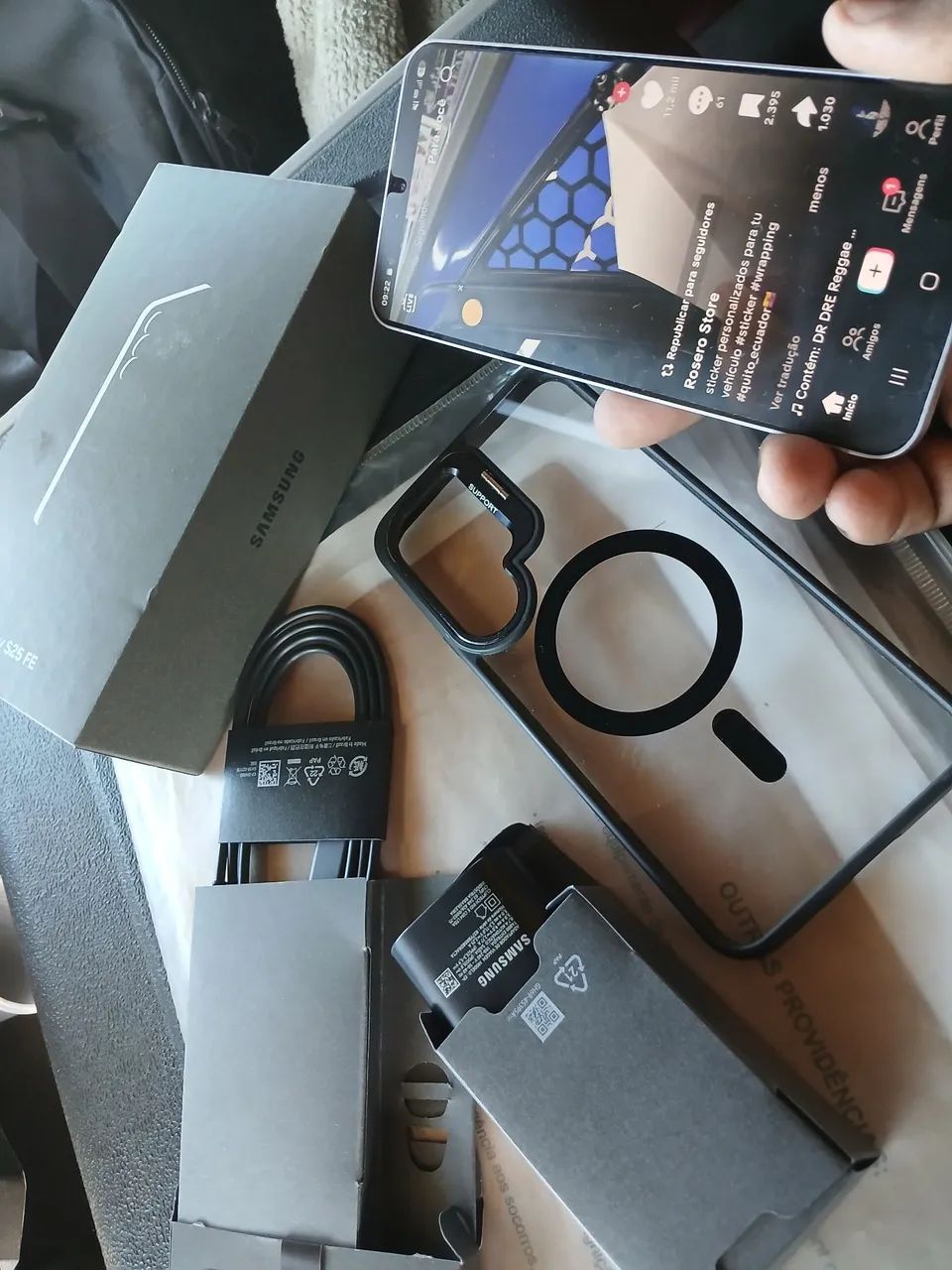 Celular  s25 FE , com garantia até março 2027