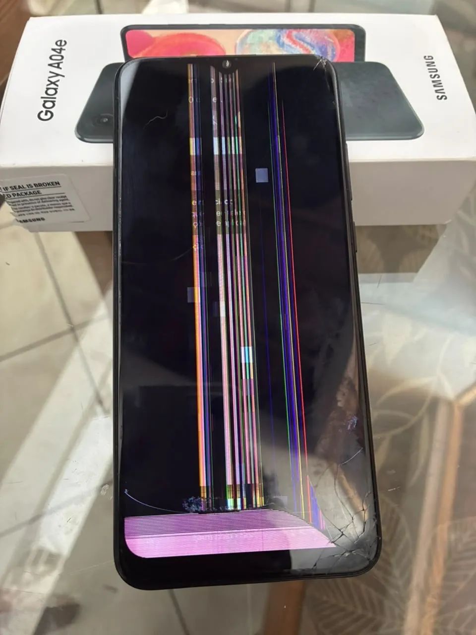 Samsung A04 e com defeito na tela  - Foto 5