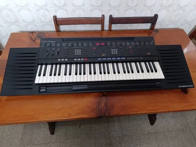 Teclado Yamaha X2500 - Foto 2