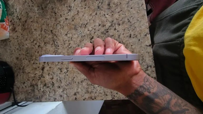 Vendo Iphone 14 - Foto 4