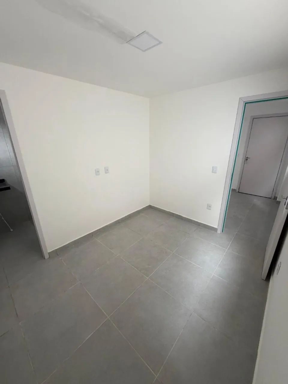 Apartamento térreo com área privativa em U - Foto 4