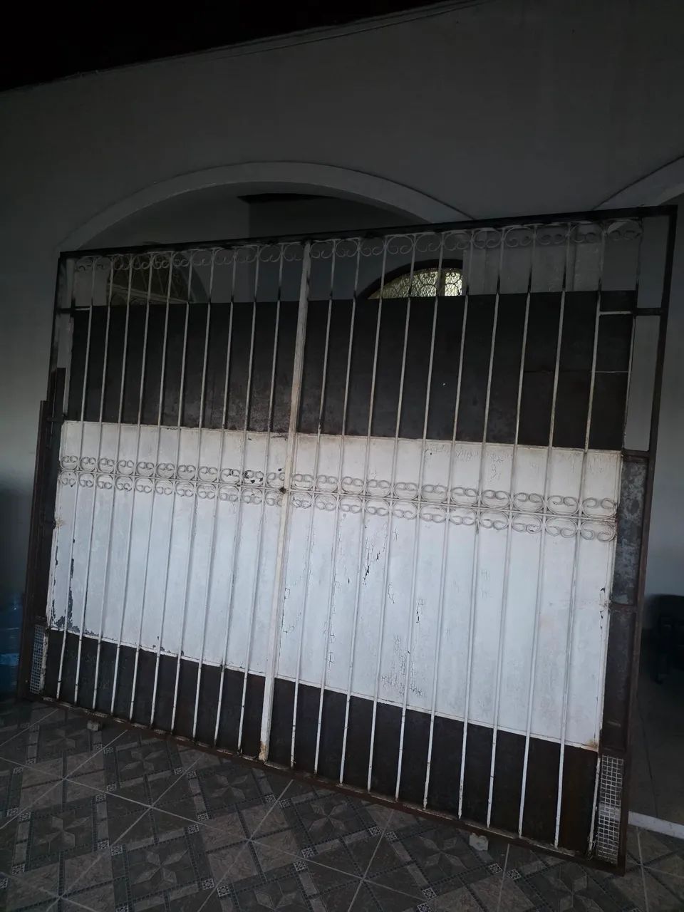 Portão de ferro