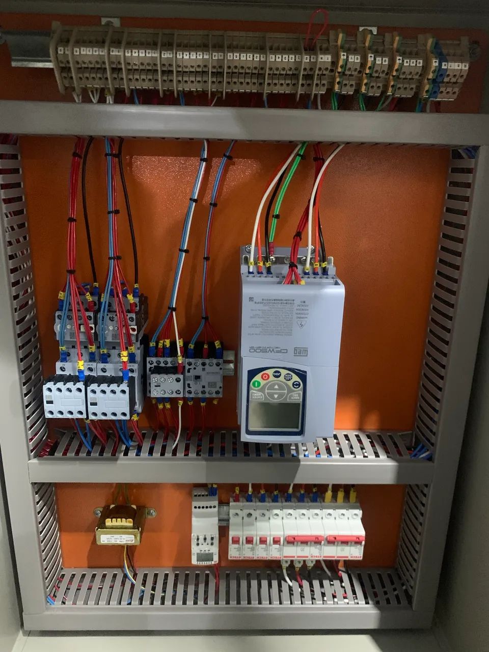 Eletricista Especializado - Troca de Quadro, Projetos e Emergências - Foto 2