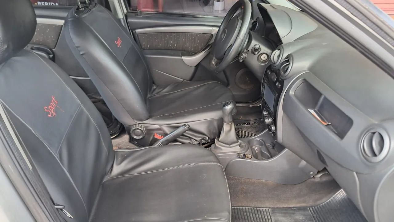 Renault Logan Expression Hi-flex 1.6 8V 4P 2012 - Foto 3