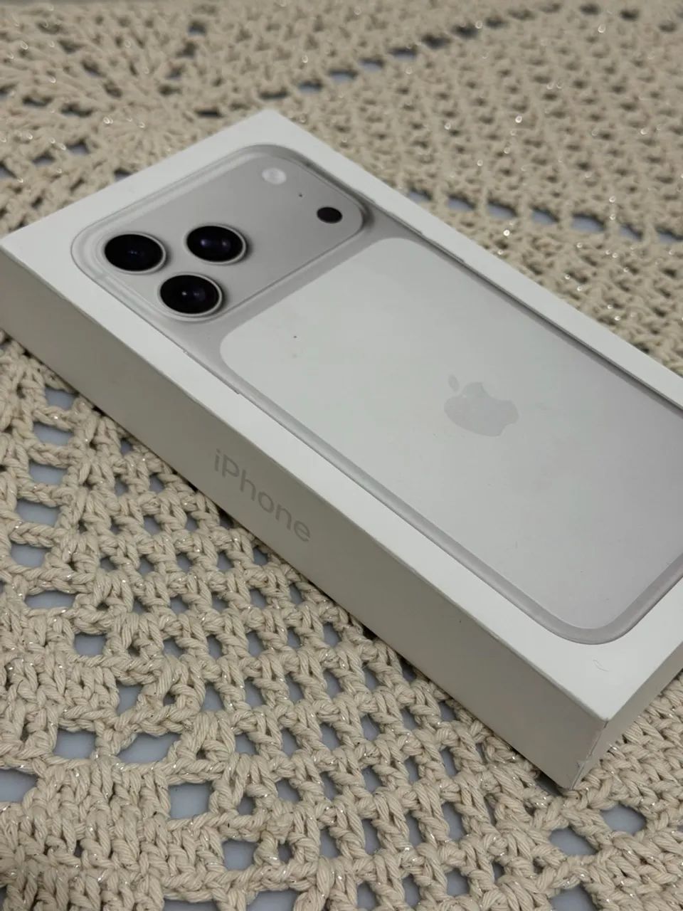 iPhone 17 Pro Max 256GB Prateado Silver - Lacrado