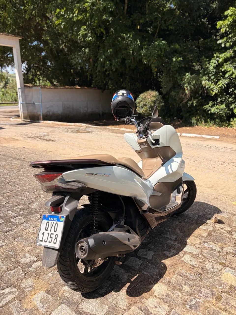 MOTO PCX DLX SEMI-NOVA  - Foto 2