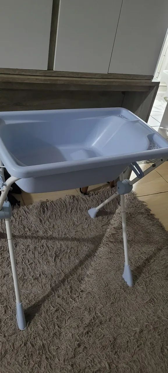 Banheira com suporte