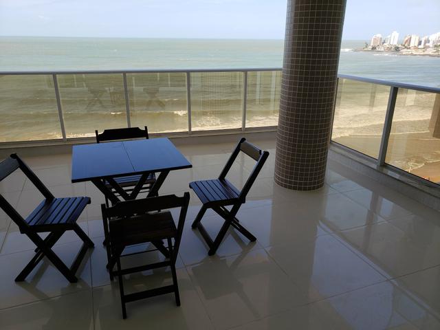 Apto de luxo, 3 suítes, 2 vagas de garagem de frente à praia