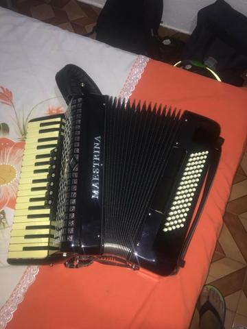Acordeon Maestrina Jh2006 80 Baixos - Foto 2