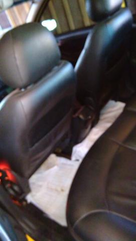 Troco stilo 1.8 Sporting dualogic carro muito conservado - Foto 8