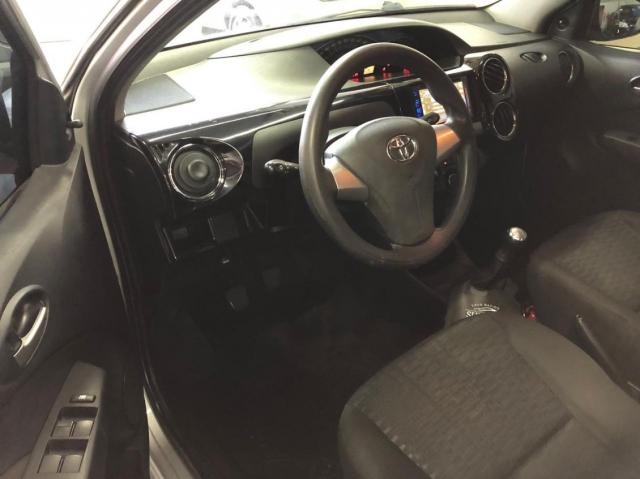 TOYOTA ETIOS 1.5 XS 16V Completo - Foto 9