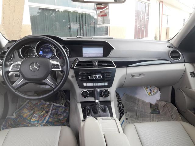 Mercedes-Benz C200 CGI Avantgarde 1.8 Turbo - Foto 7