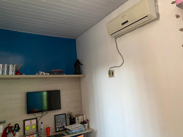 Casa no Julio Sefer, 3/4 sendo 01 suíte, muito ventilada, garagens - Foto 5