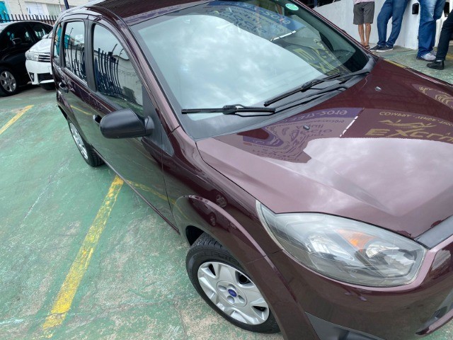 FORD FIESTA 1.0 2011 COMPLETO UNICO DONO